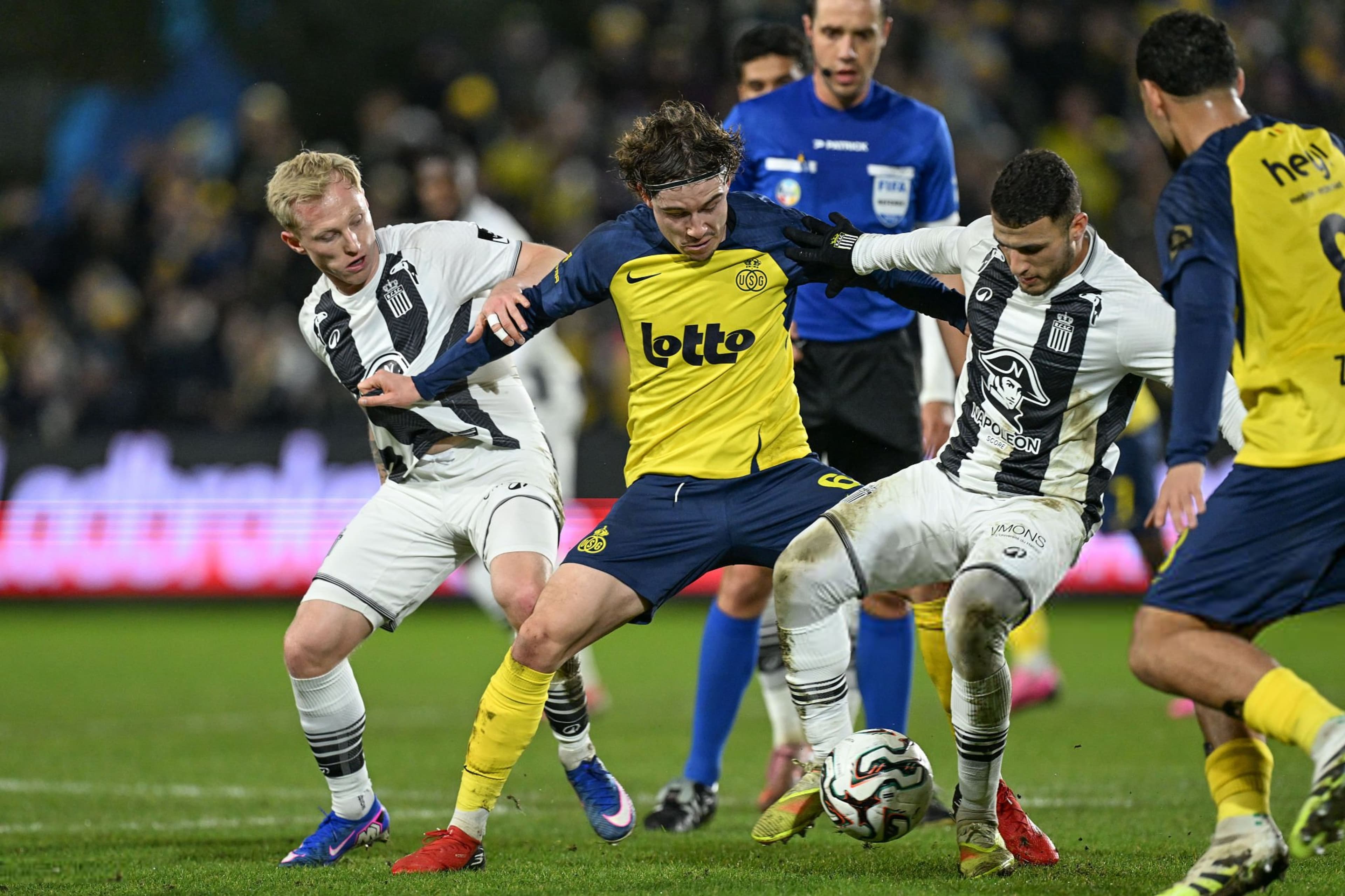 Sunderland passe a l'action pour Yacine Titraoui