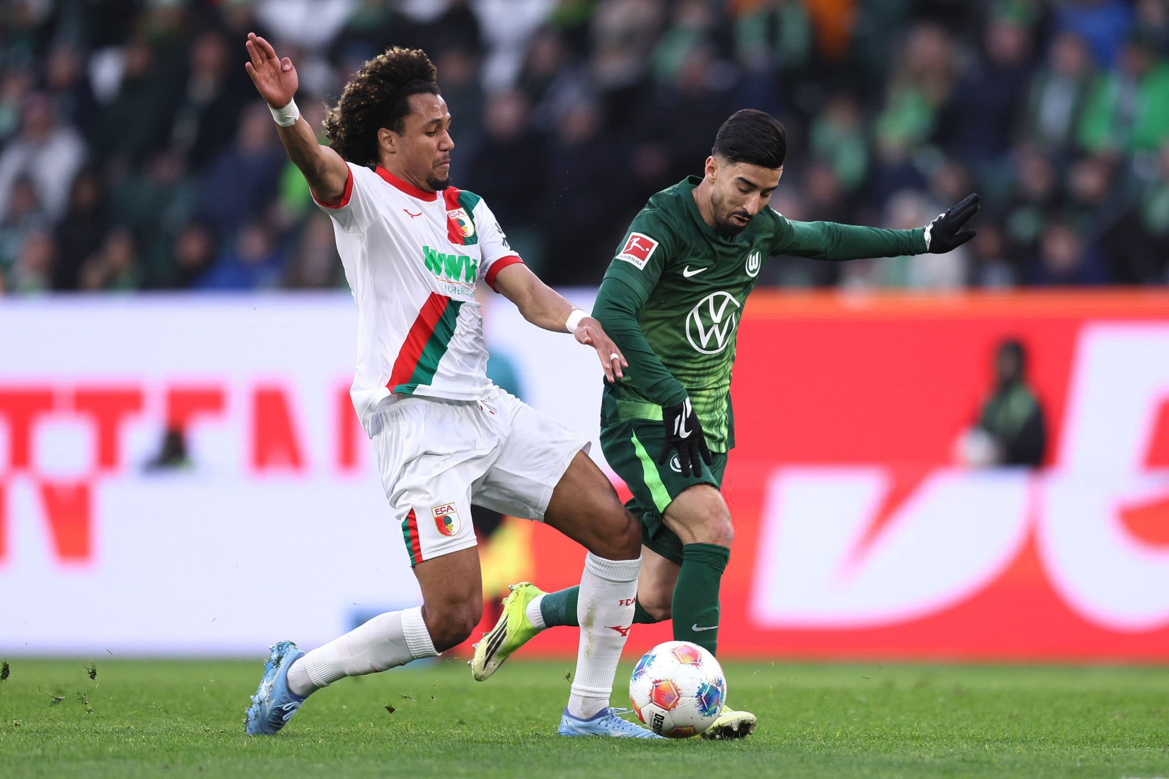 Amoura de retour à l'entraînement, Wolfsburg joue sa survie samedi