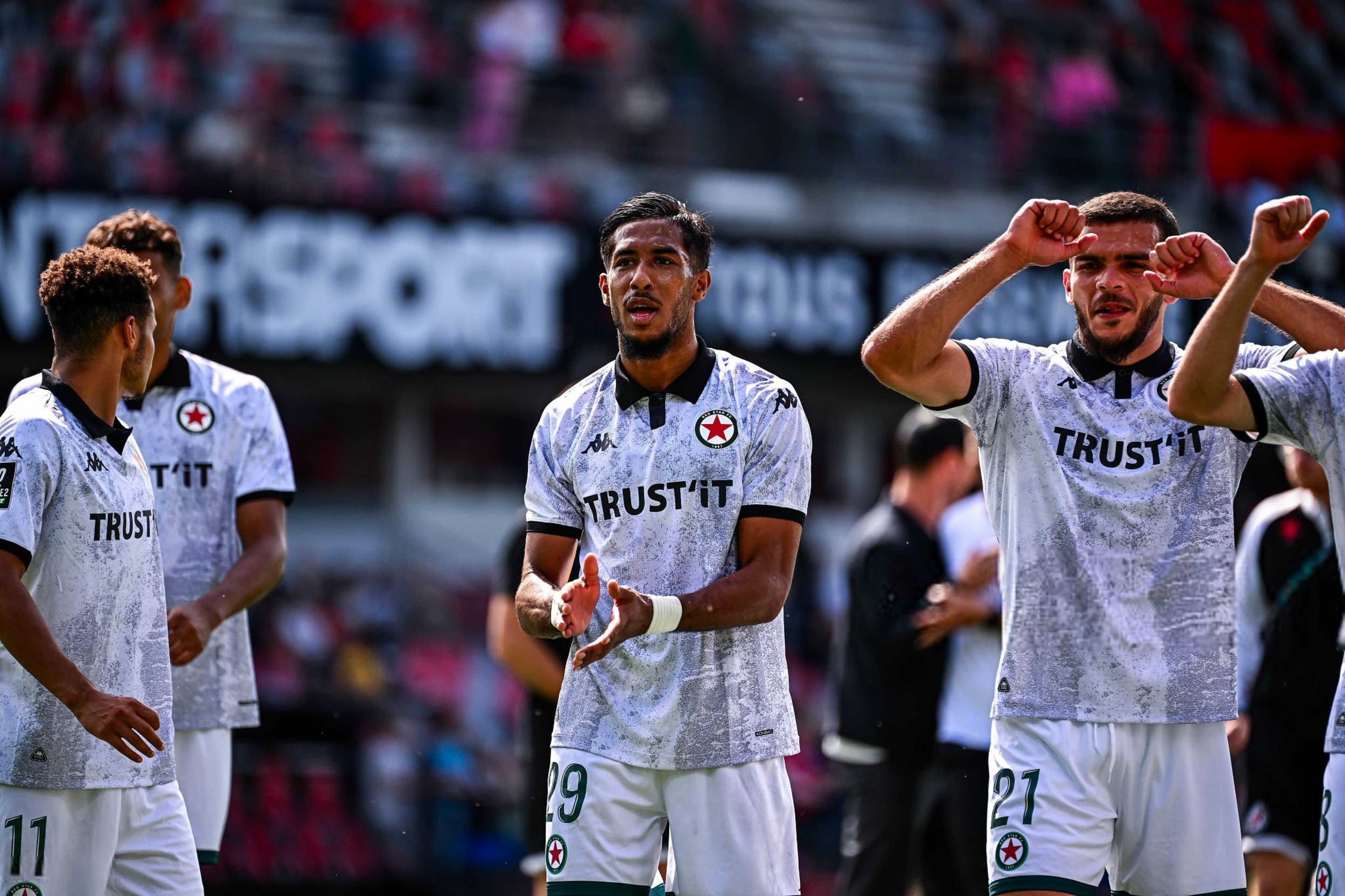 Le rêve de Ligue 1 s'arrête pour Benali et Hachem : Red Star éliminé par Rodez