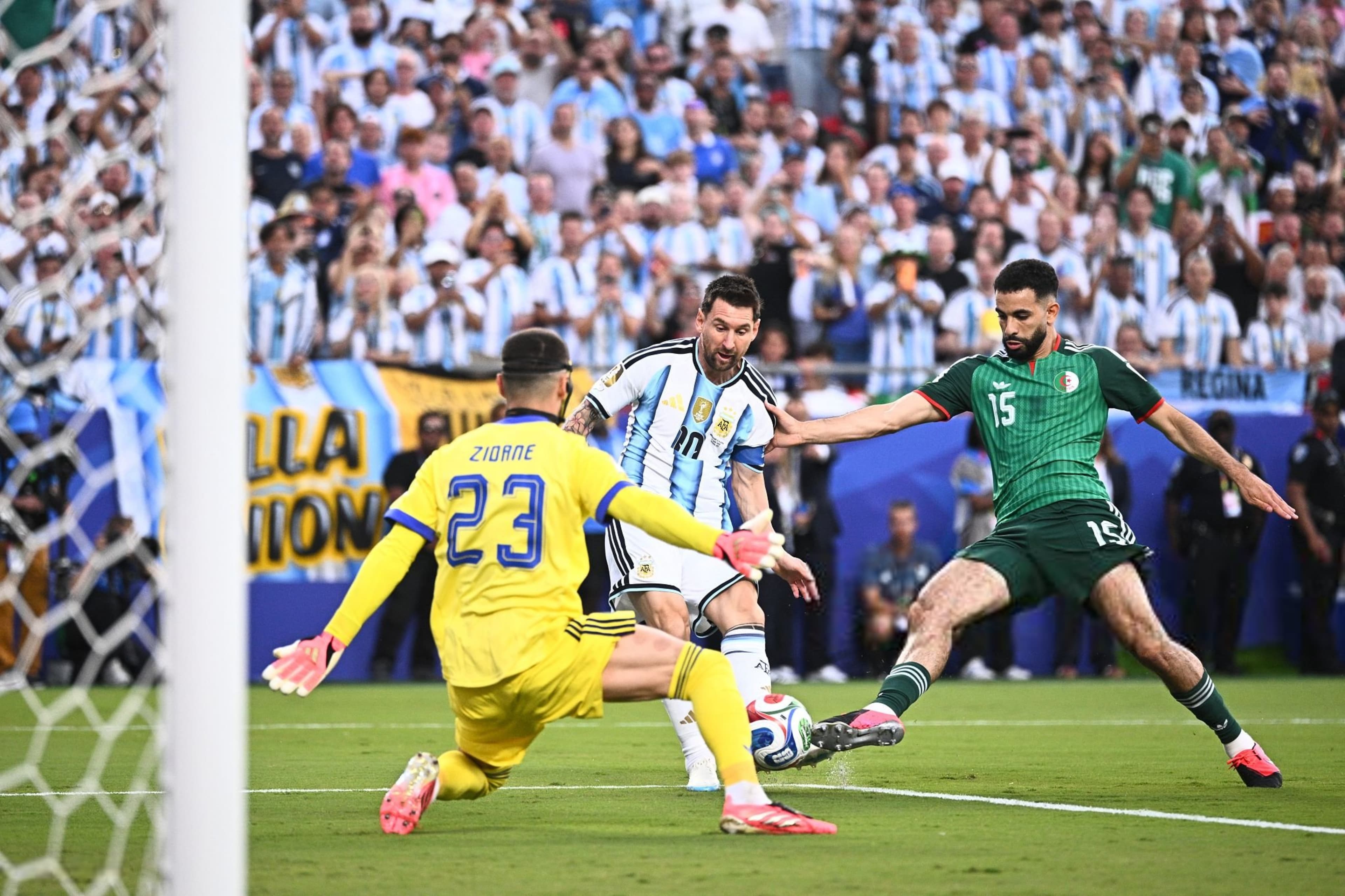 Défaite 3-0 contre l'Argentine : Petkovic protège Zidane face aux critiques